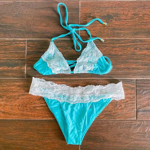 Beach Bunny Other - 🌊 Blue Beach Bunny Lady Lace Aqua Blue Bikini SET